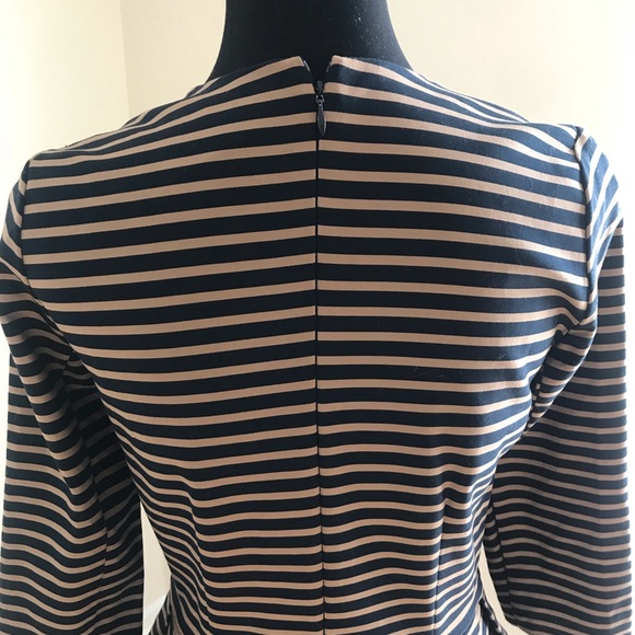 Gap Black and Tan Striped Dress - Size 4 - Picture 6 of 9